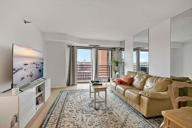 City Walk unit 1912, Saint Paul, MN 55101 - photo 6