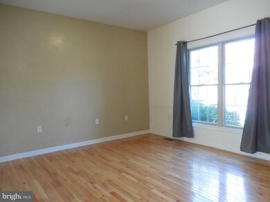 1976 Ashley Dr, Chambersburg, PA 17201 - photo 4