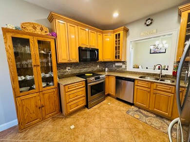 7 Maria Cir unit 7, Milford, MA 01757 - photo 5