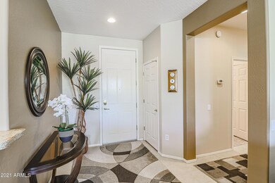 18873 N Summerbreeze Way, Surprise, AZ 85374 - photo 2