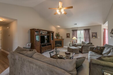 7908CampbellsPoint-28