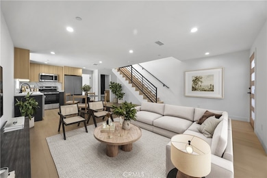 4513 Rosewood Ave, Los Angeles, CA 90004 - photo 4