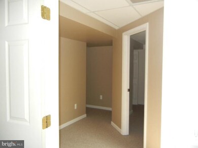 2715 Overlook Ct, Manchester, MD 21102 - photo 3