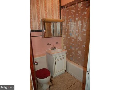 1308 Kenny St, Reading, PA 19602 - photo 7
