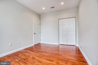 3994 Roland Ave, Baltimore, MD 21211 - photo 6