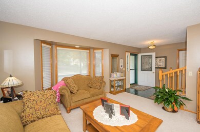 2544 W Fallcreek Ct, Grand Forks, ND 58201 - photo 7