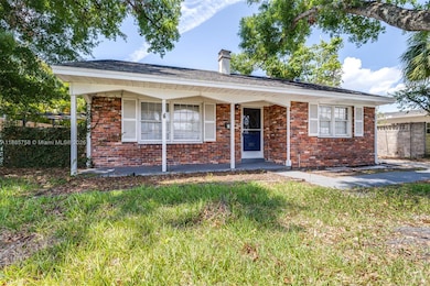 100 Huron Ave, Tampa, FL 33606 - photo 2