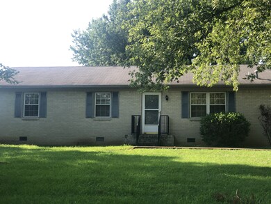 3010 Westwood Dr, Columbia, TN 38401 - photo 2