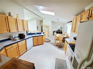 414 Willow St SW, Orting, WA 98360 - photo 7