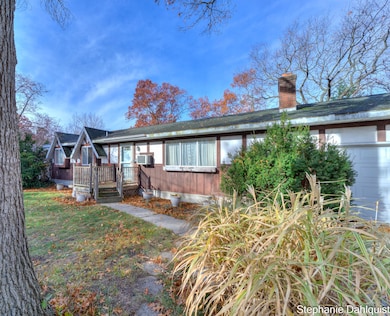 2118 Moulton Ave, Muskegon, MI 49445 - photo 4