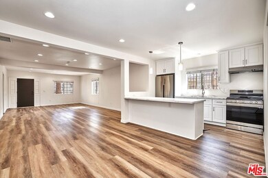 143 N Alexandria Ave, Los Angeles, CA 90004 - photo 3