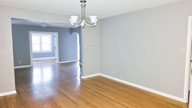 1023 N Court St, Rockford, IL 61103 - photo 3