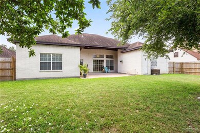 2202 Highland Dr, Weslaco, TX 78596 - photo 4