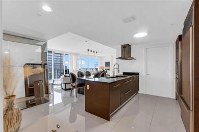Icon Brickell Tower 2 unit 3511, Miami, FL 33131 - photo 2
