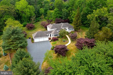 4 Seven Springs Dr, Reading, PA 19607 - photo 3