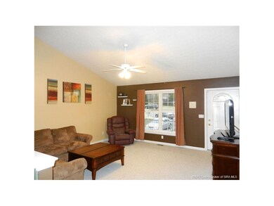 6519 Brad Ct, Floyds Knobs, IN 47119 - photo 5