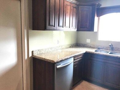 8802 N 35th Dr, Phoenix, AZ 85051 - photo 4