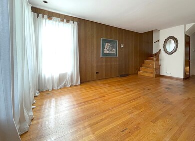 4634 Scott St, Schiller Park, IL 60176 - photo 2