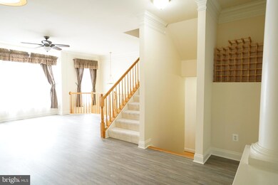 11412 Log Ridge Dr, Fairfax, VA 22030 - photo 3