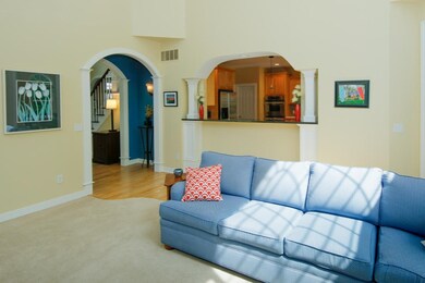 4887 Fountain Square Dr-304