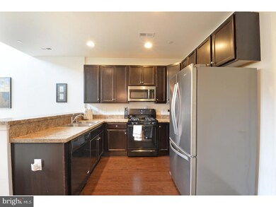 1056 Worth Ln unit B-3L, Claymont, DE 19703 - photo 6