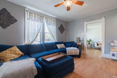 536 Washington St, Wabash, IN 46992 - photo 6