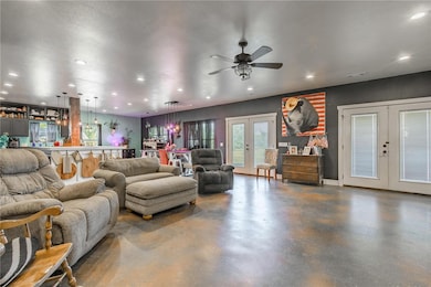 302 W Fulton St, Gentry, AR 72734 - photo 2