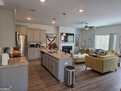 7539 Knoll Hollow Rd, Lithonia, GA 30058 - photo 5