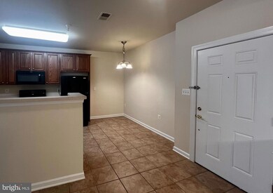 9711 Handerson Place unit 203, Manassas Park, VA 20111 - photo 4