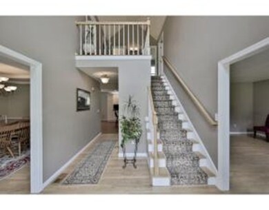 10 Carousel Ct, Londonderry, NH 03053 - photo 4