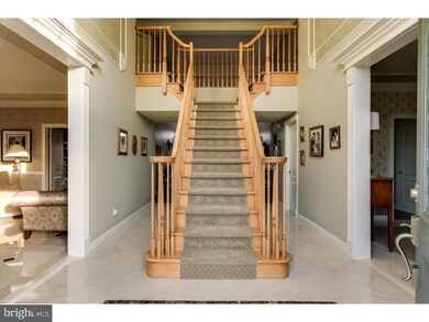 704 Commonwealth Dr, Moorestown, NJ 08057 - photo 2