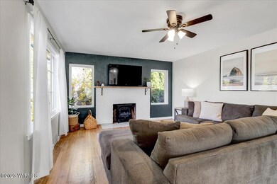 03-3308 Jefferson Ave-018