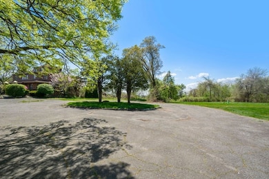 308 Maple St, Springfield, MA 01105 - photo 7