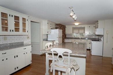 5 Scoop Cir, Yarmouth Port, MA 02675 - photo 3