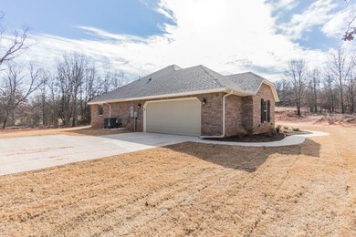 19598 Dove Ln, Newalla, OK 74857 - photo 3