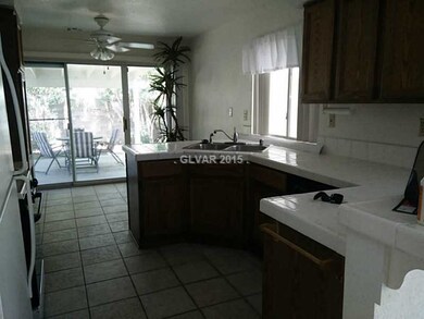 2724 Sattley Cir unit na, Las Vegas, NV 89117 - photo 3
