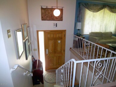 557 Ridge Ave, Hawley, PA 18428 - photo 5