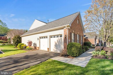 6756 Stream View Ln, Warrenton, VA 20187 - photo 3