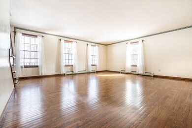 355 Rossiter Rd