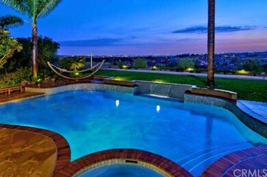 Sparkling Pebble Tec Pool & Spa with Waterfall