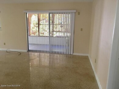 Living Area/ Screened in Porch