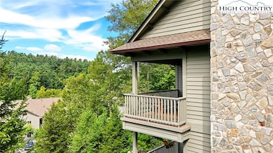 461 Waterside Dr unit 4, Blowing Rock, NC 28605 - photo 5