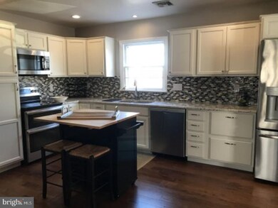 1514 Oak Rd, Pennsburg, PA 18073 - photo 3