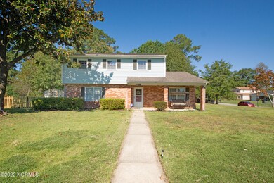 409 Tower Dr, Jacksonville, NC 28546 - photo 2