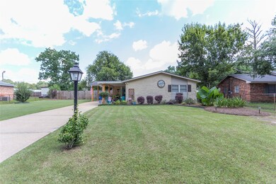 130 Country Club Dr, Prattville, AL 36067 - photo 2