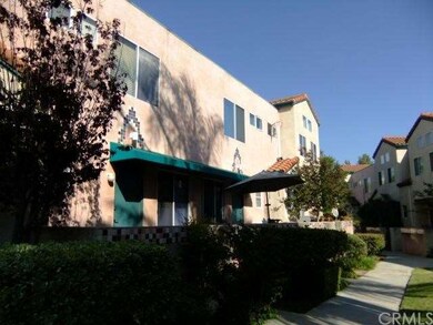 13901 Olive View Ln unit 37, Sylmar, CA 91342 - photo 2