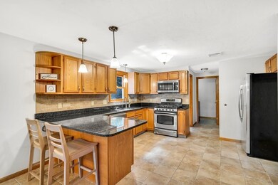 5 Quail Dr, Medway, MA 02053 - photo 4