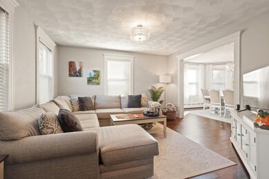 5 Round Hill St, Saugus, MA 01906 - photo 5