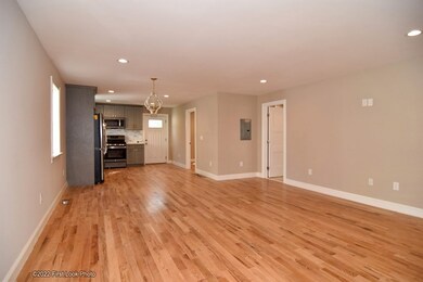 288 Lafayette St, Pawtucket, RI 02860 - photo 2