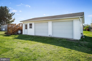 246 Aileen Ave, Strasburg, VA 22657 - photo 5